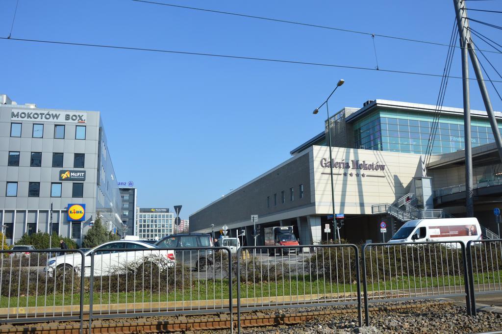 Moko Apartment Parking W Cenie Warschau Exterior foto