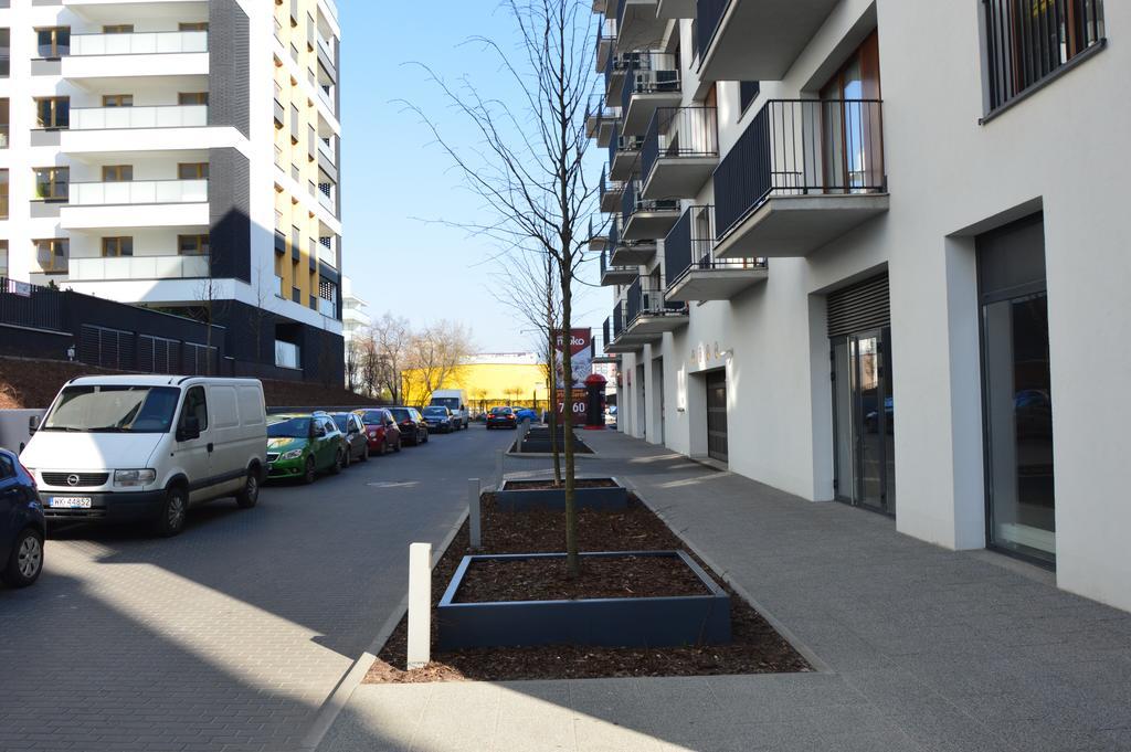 Moko Apartment Parking W Cenie Warschau Exterior foto
